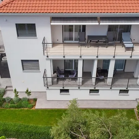 Residence Veglia * 크르크