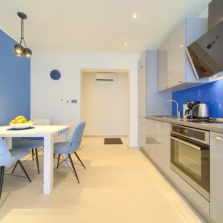 아파트 Residence Veglia *